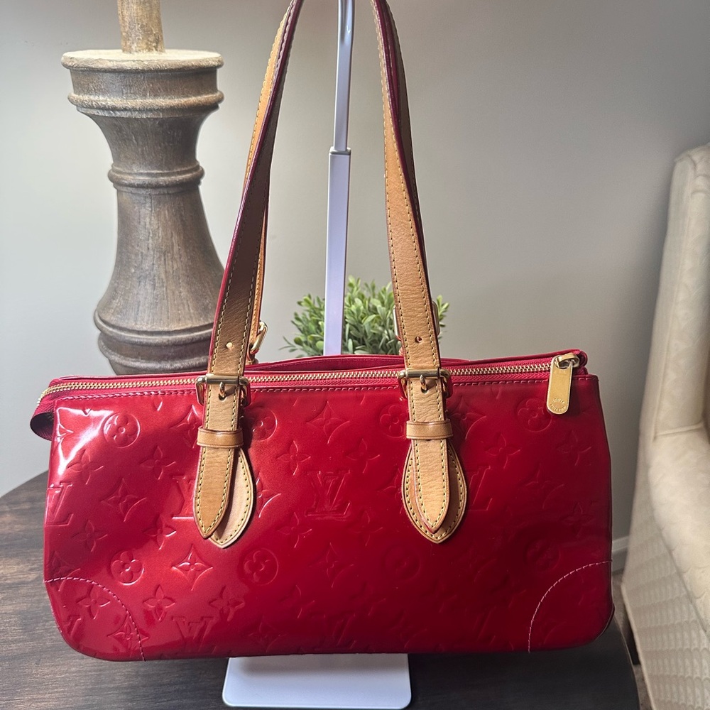 Louis Vuitton Red Patent Leather Shoulder Bag - Picture 2 of 16